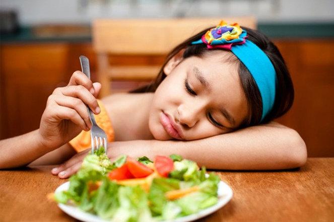 Giảm khẩu phần ăn của trẻ