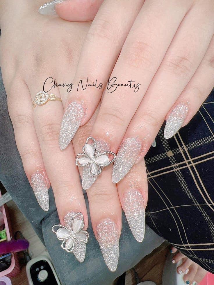 Giang Nail