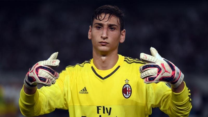 Gianluigi Donnarumma là thủ môn trẻ nhất của Serie A thời điểm hiện tại