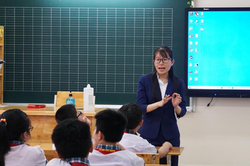 giáo viên là một trong những ngành nghề dễ nhiễm covid 19