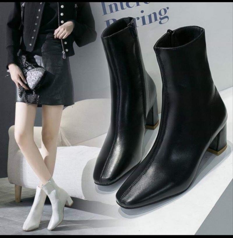 Giày Boots mũi vuông