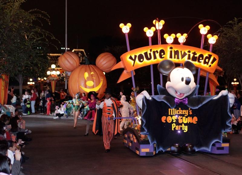 Giúp học sinh tìm hiểu được cách chào đón lễ hội Halloween ở các nước