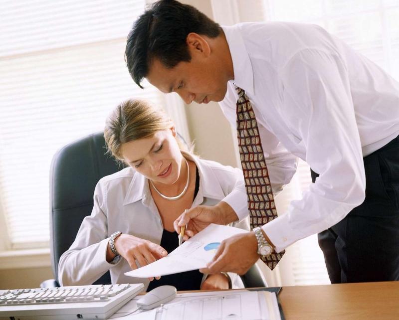 Hãy giúp đỡ đồng nghiệp nhiều nhất có thể