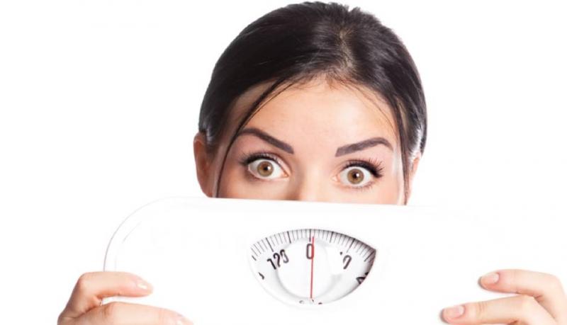 Nho khô giúp tăng cân lành mạnh và không tích lũy các cholesterol xấu