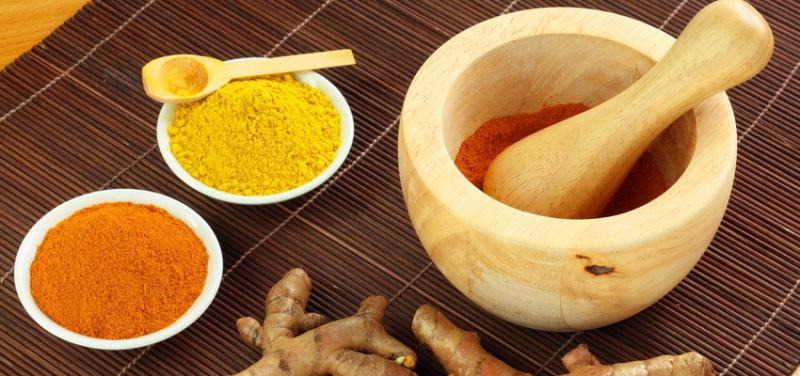 Tinh bột nghệ có tác dụng tẩy tế bào chết toàn thân