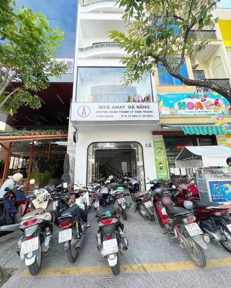 Cửa hàng Give Away Đà Nẵng