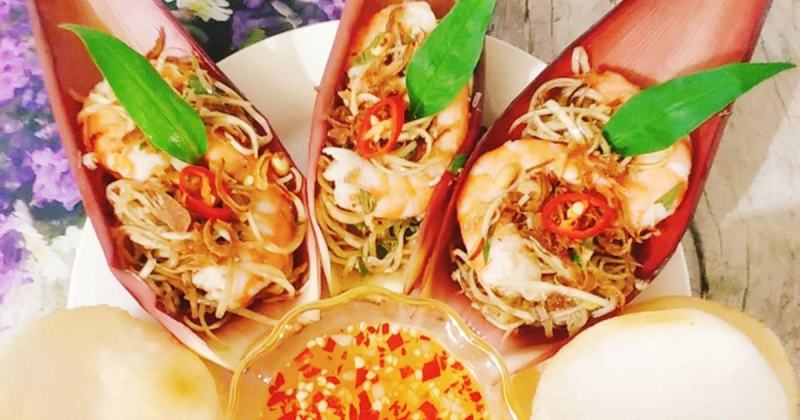 Gỏi bắp chuối tôm thịt