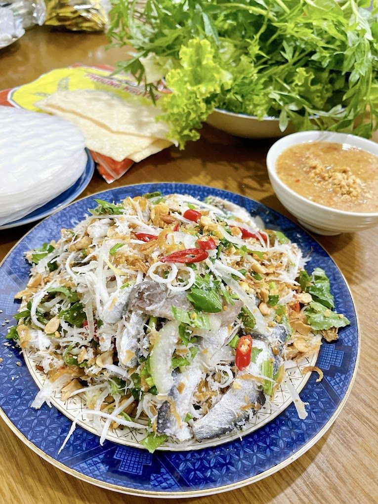 Gỏi Cá Trích Phú Quốc (Quán Quí Quí)