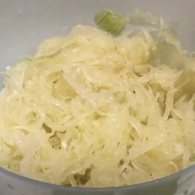 Gỏi củ hành tây