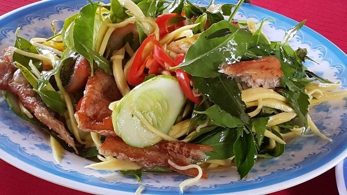 Gỏi đầu sâu cá sặc