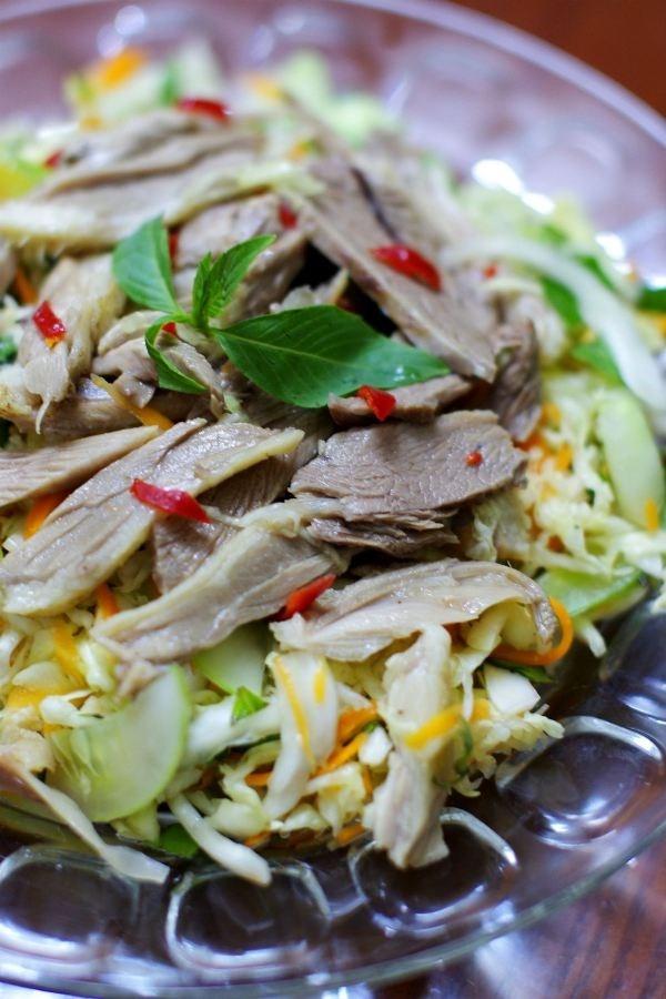 Gỏi vịt bắp cải