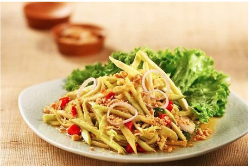 Gỏi xoài trộn cua