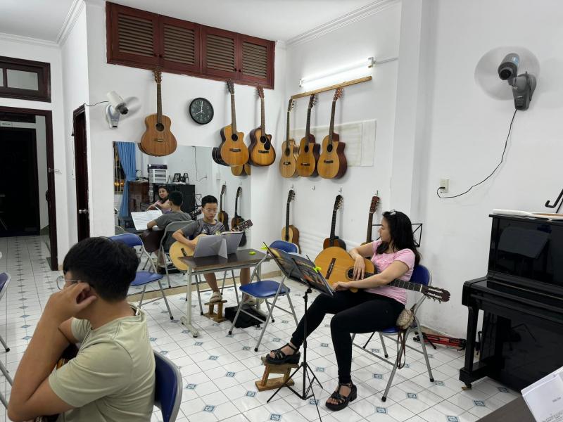 Guitar Bùi Ngọc Sơn