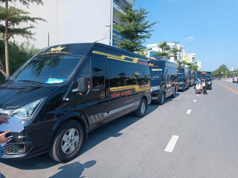 Hà Hải Limousine