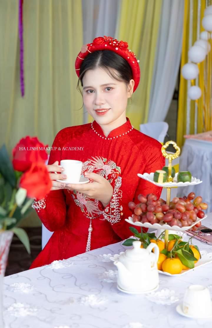Hà Linh Makeup
