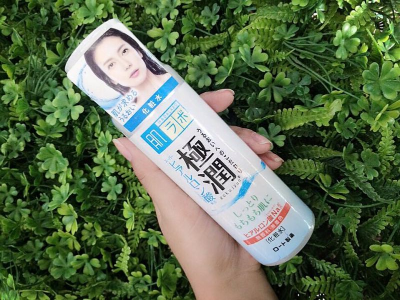 Nước hoa hồng Hada Labo