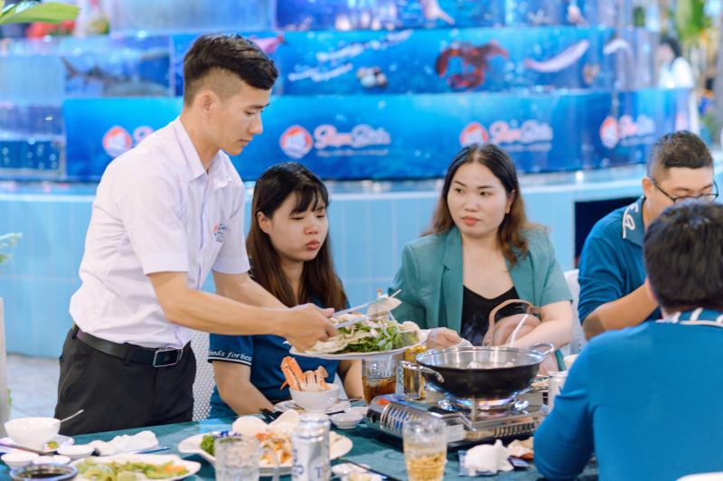 Hải sản Rạn Biển 5