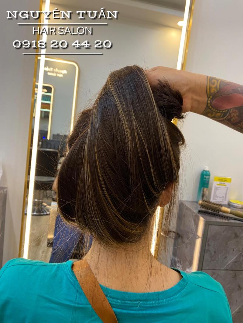 Hair Salon Nguyễn Tuấn