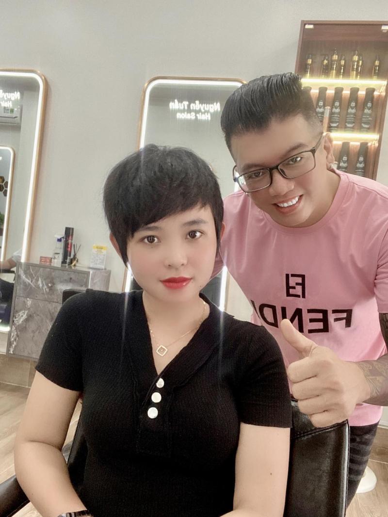 Hair Salon Nguyễn Tuấn