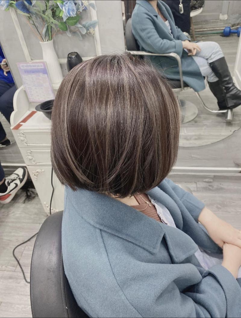Hair Salon Việt Nguyễn
