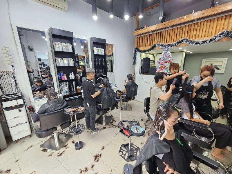 Hairsalon Trần Hoàng