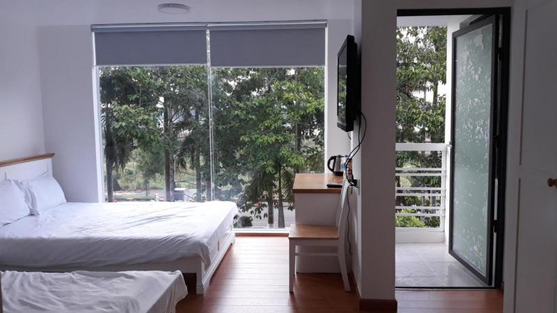 HANA Riverside Villa