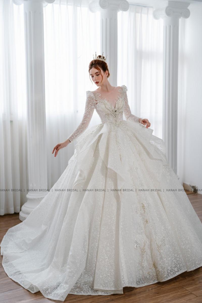 Hanah Bridal