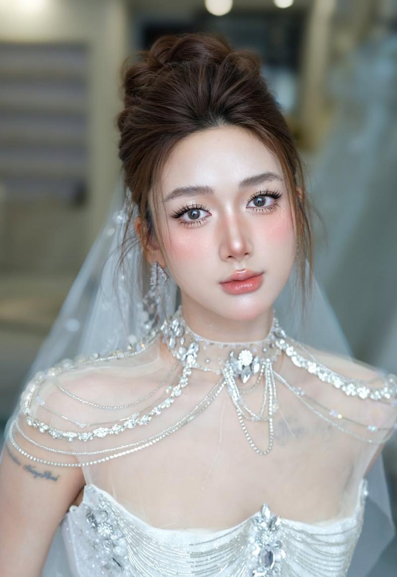 Hằng Thu Make Up