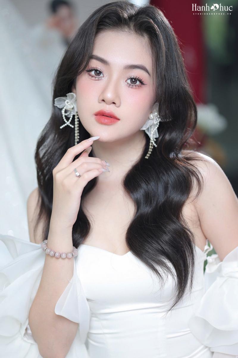 Hạnh Phúc Studio