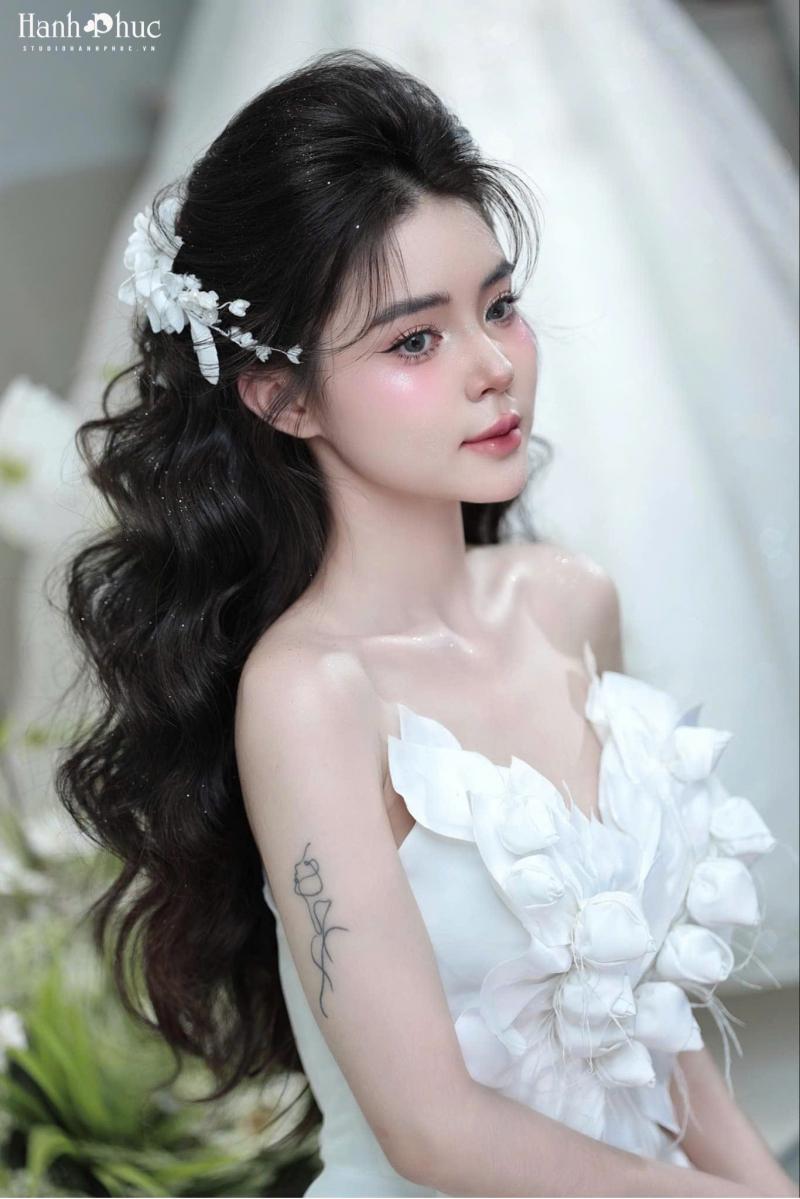Hạnh Phúc Studio