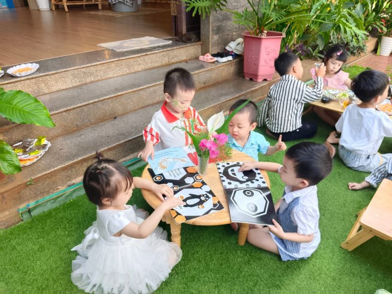 Happy Pearl Montessori