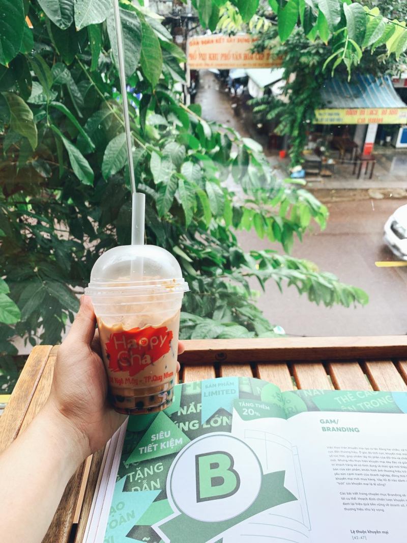 HappyCha and Food