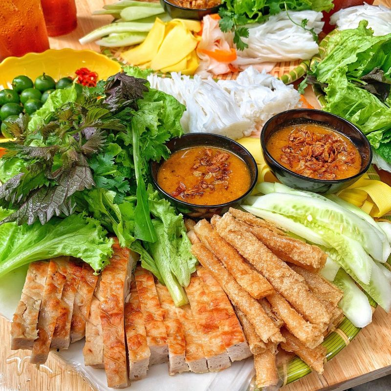 Hắt 2 Ô - Nem nướng Nha Trang