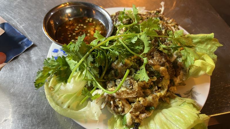 Hàu Chiên Trứng Phùng Hưng