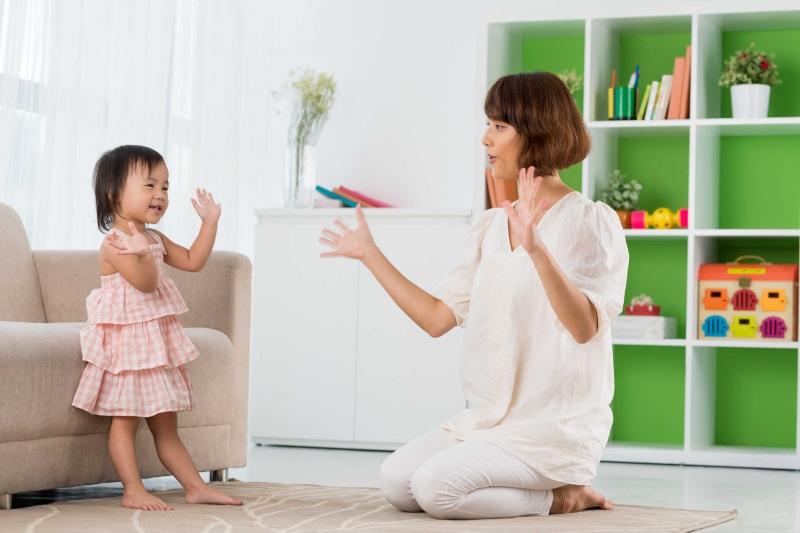 Hãy nghiêm giọng thay vì la mắng