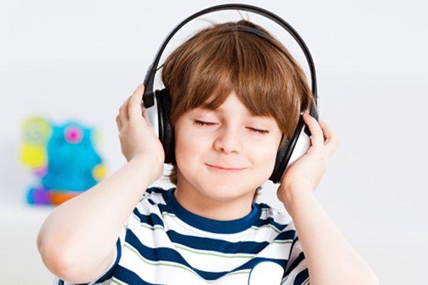 Hãy tập nghe như một đứa trẻ