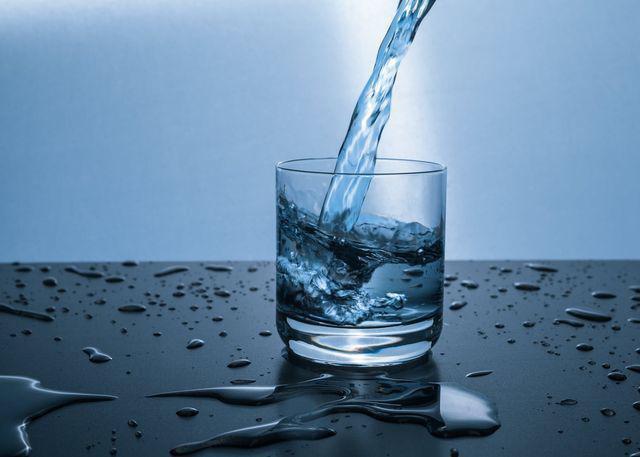 Hãy uống nhiều nước