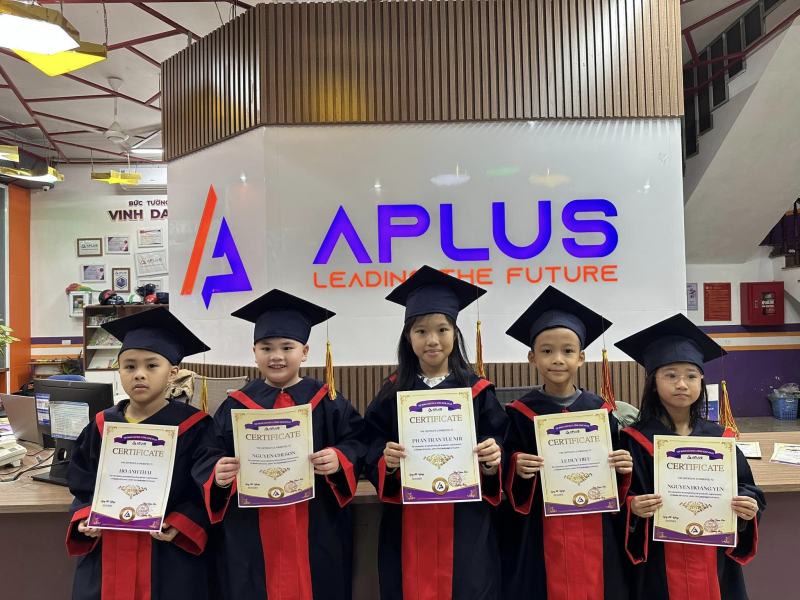 Hệ Thống Anh Ngữ Quốc Tế Aplus Hà Tĩnh