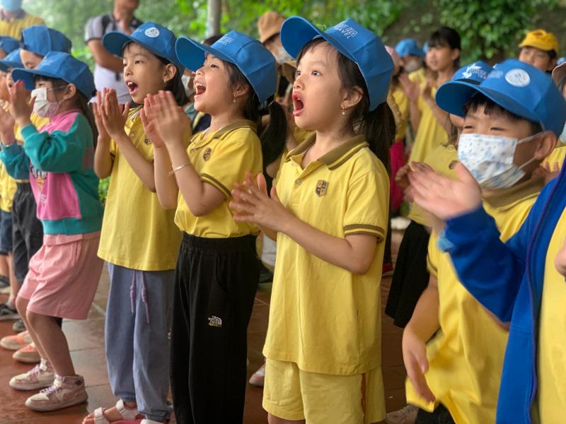 Hệ thống giáo dục Dạ Hợp