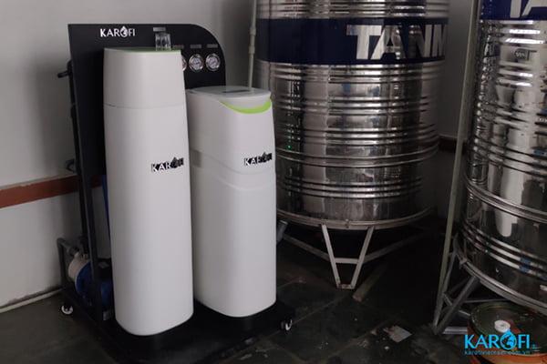 ﻿﻿Hệ thống lọc tổng đầu nguồn Karofi KTF-888 là một giải pháp tiên tiến và hiệu quả để cung cấp nước sạch và an toàn cho toàn bộ hệ thống nước trong gia đình, doanh nghiệp hoặc cộng đồng