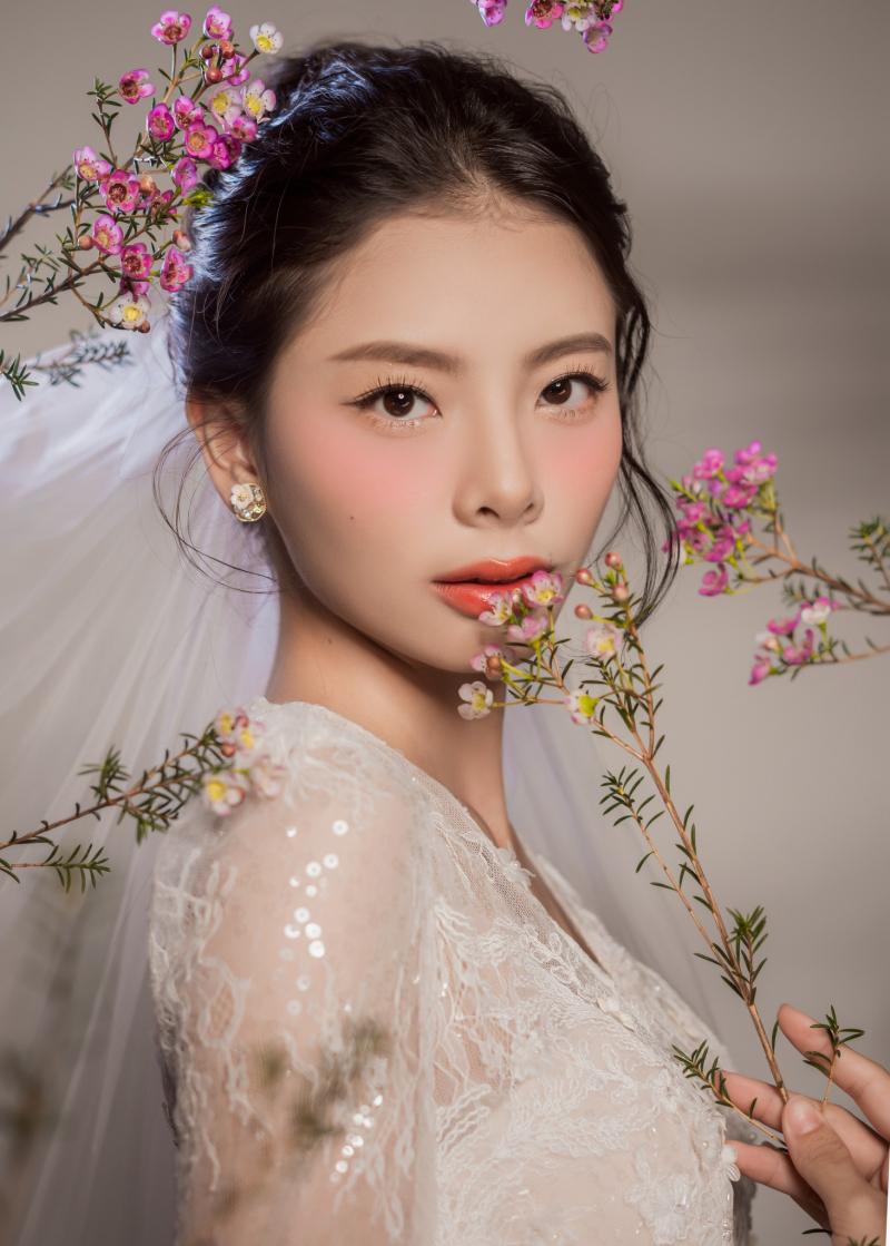 Hieu N Tran Makeup Studio