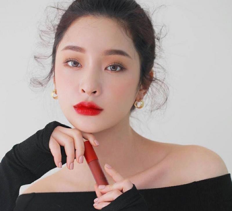 Hieu Paris Coffee & Cosmetic