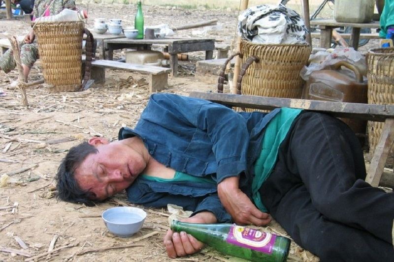 Các cơn say làm bạn rất mệt mỏi