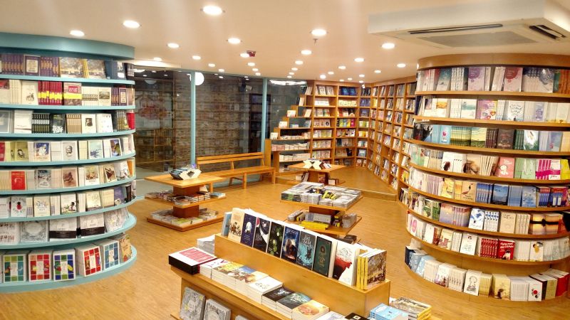 Hiệu sách Nhã Nam