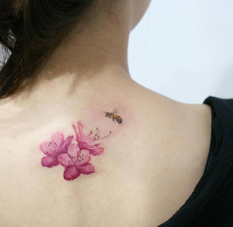 Hình xăm ở sau gáy