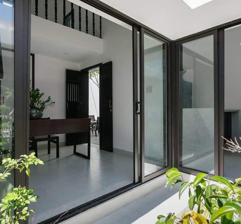 HKH Window