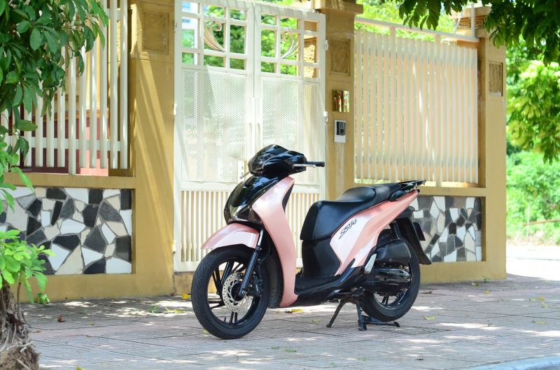 HN Decal
