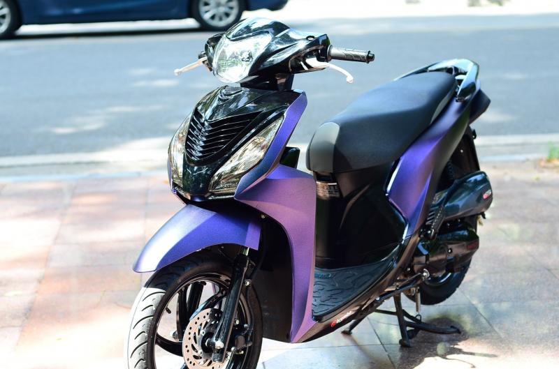 HN Decal