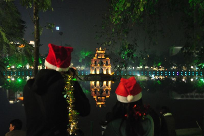 Hồ Gươm (Hồ Hoàn Kiếm)