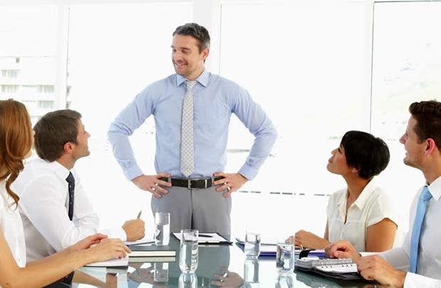 Sếp tốt không phải là người hay đi muộn về sớm và phó thác trách nhiệm